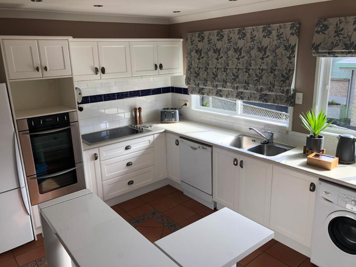 Central Howick Uxbridge Apartments 오클랜드 외부 사진
